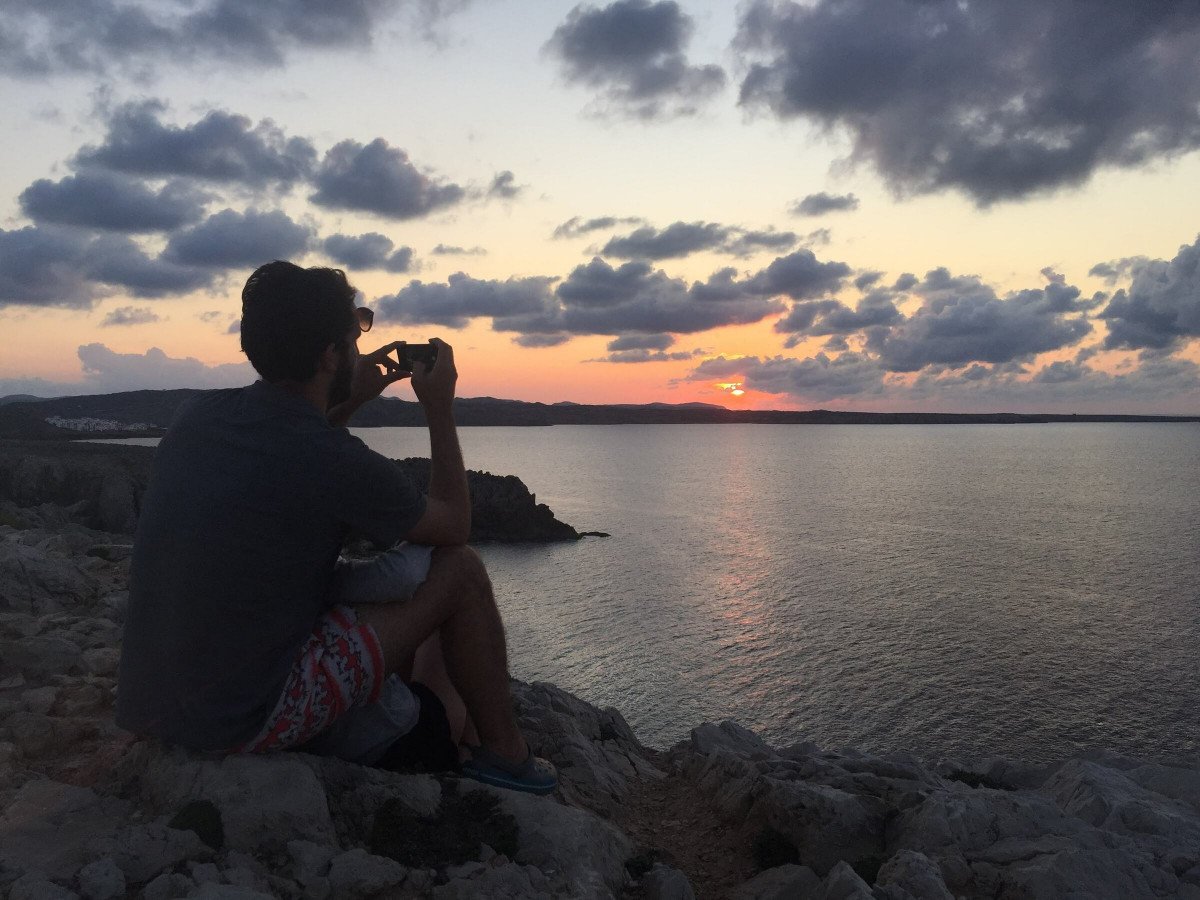 Sail on a sailboat and enjoy Menorca's coastal views