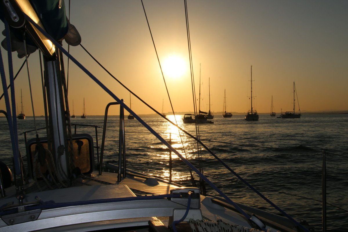 Esplora Lisbona dal mare in una settimana