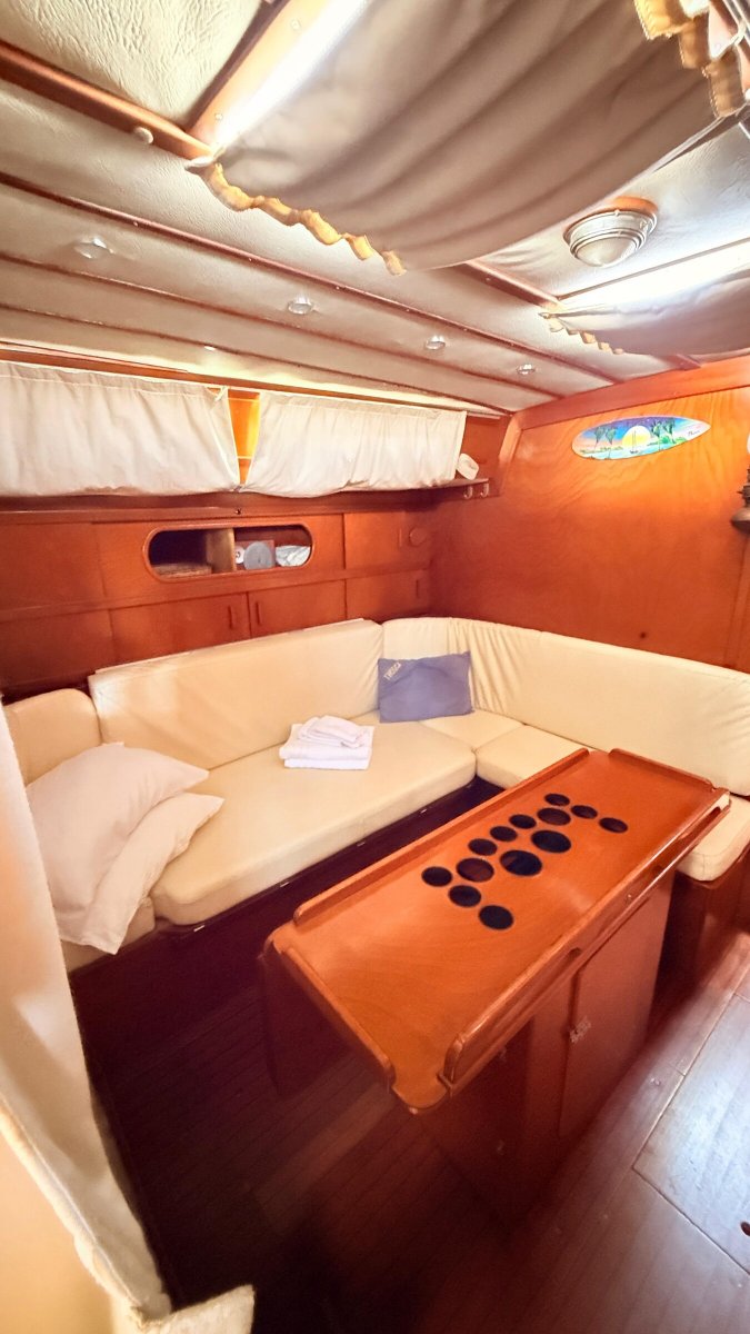 Sailboat - Amel - Mango 53