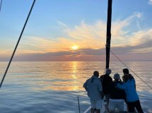 Barco de navegación entre Ibiza y Cerdeña durante 10 días.