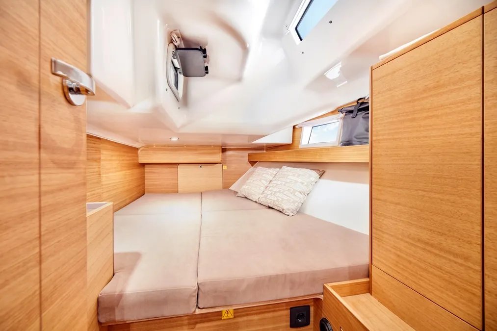 Segelboot - Elan Marine - 2 {{i18n.baths}}