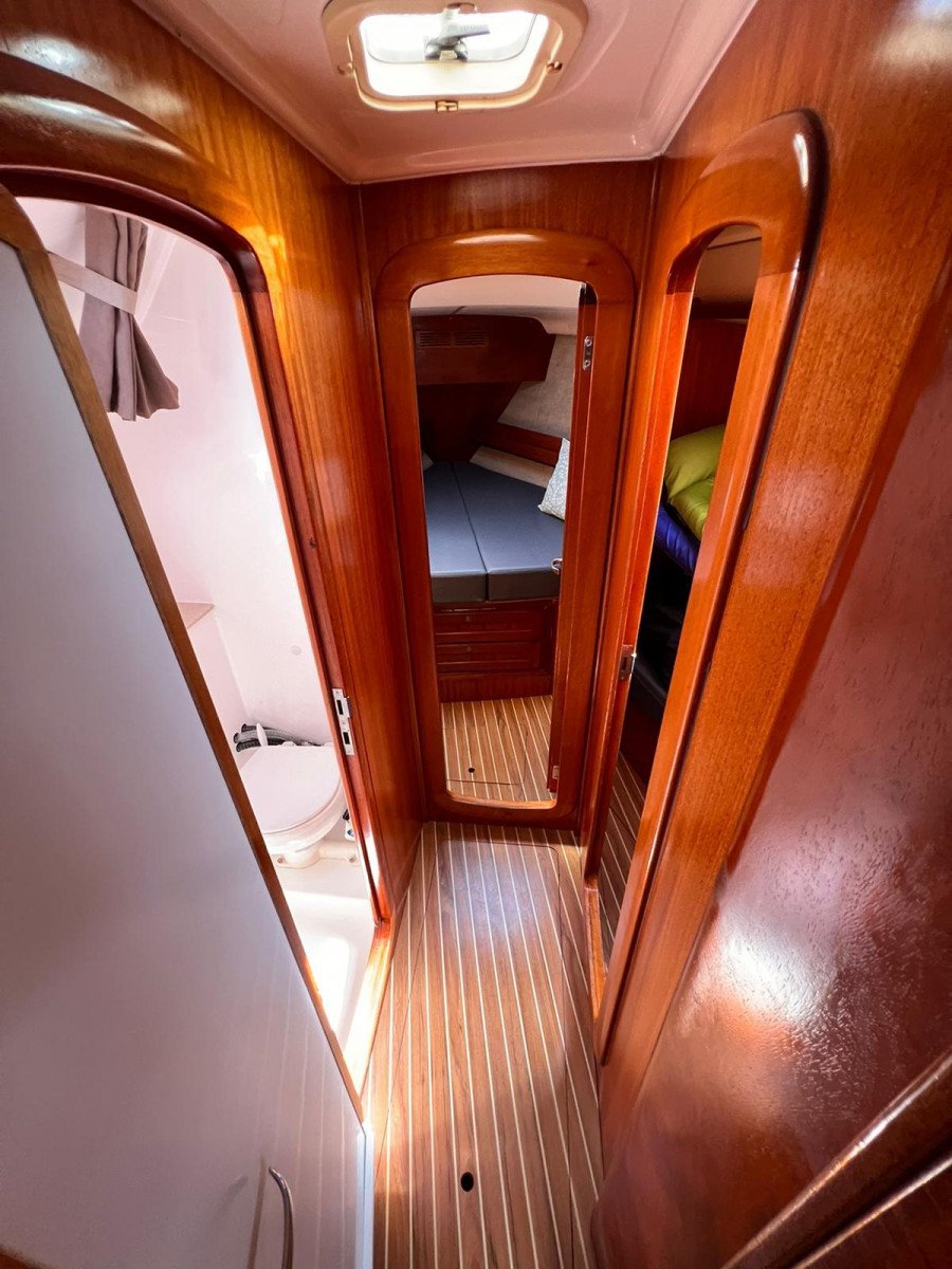 Sailboat - Dufour Yachts - 14 meters
