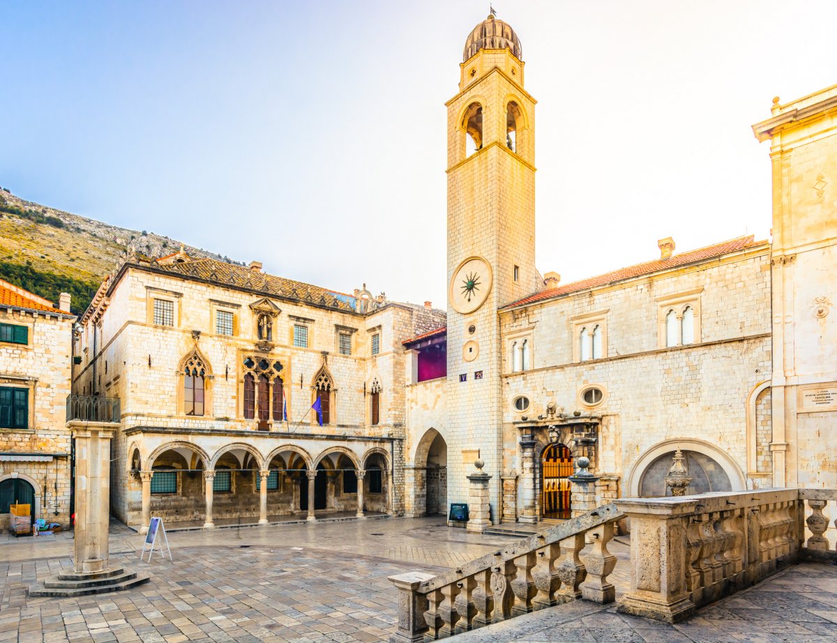 Lernen Sie auf einer Katamaran-Kreuzfahrt zu segeln