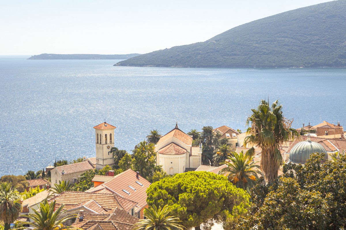 Explore the Bays and Coves of the Adriatic