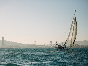 Curso Patrón de Yate intensivo a bordo desde Barcelona