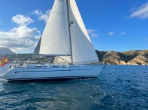 Navegando en la bahía de Jávea