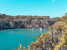 Entdecke Mallorcas verborgene Buchten: Segelurlaub der Extraklasse