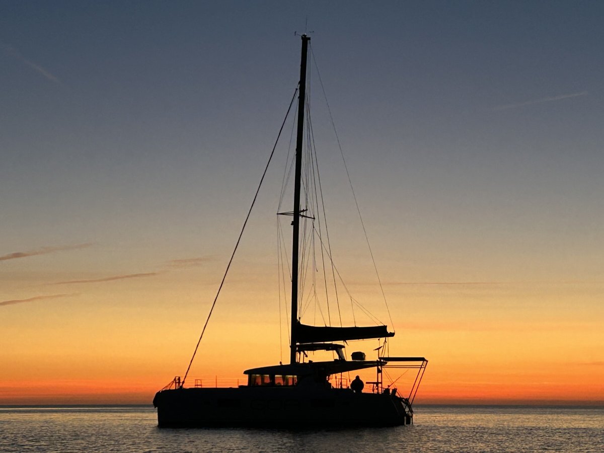 Explore Colombia and Panama with a catamaran sailing tour