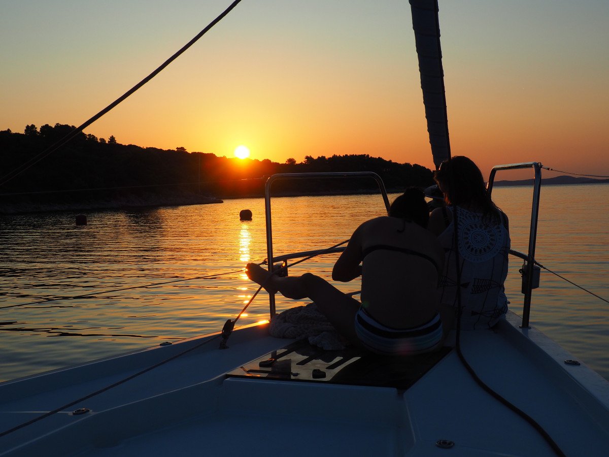 Enjoying the beaches and coves of the Dalmatian Islands