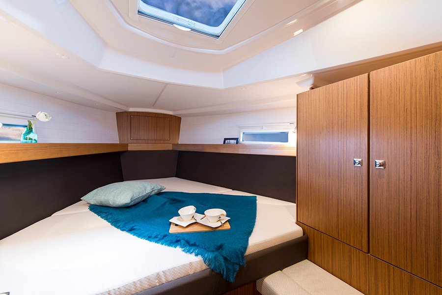 Bavaria Yachts - 1 baths