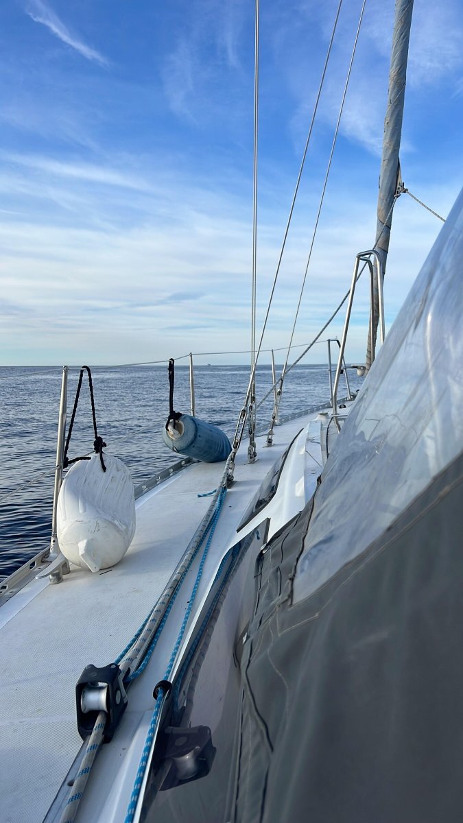 Fortfahren mit den Segelpraktiken in den Balearen