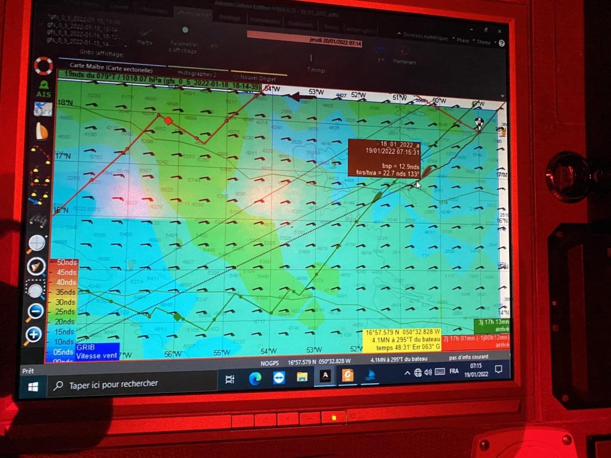 Experiencia de navegación cruzando el Atlántico en un Volvo 60: Lorient-Canarias-Caribe