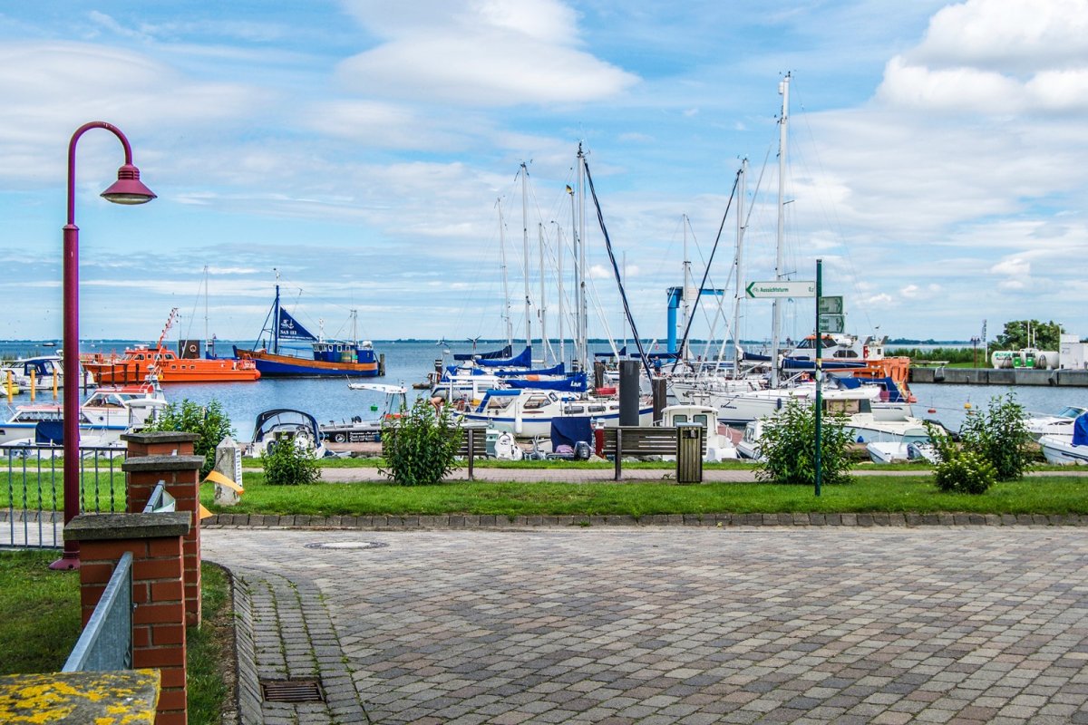 Learn to sail in Rügen