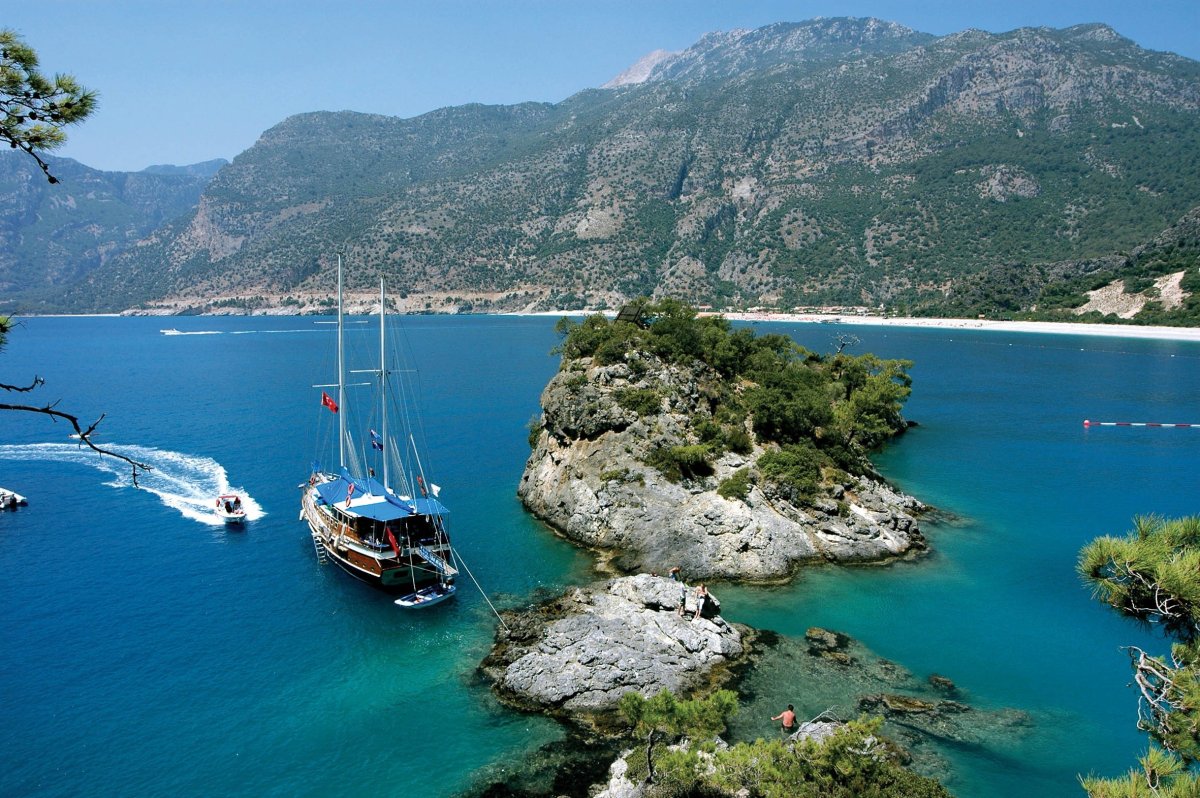 Esplora Fethiye in un crociera
