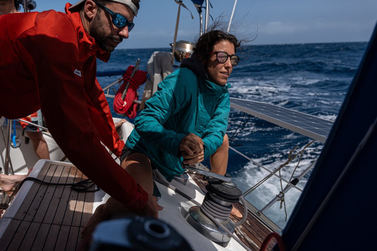 Aprender a navegar en las aguas cristalinas de Menorca