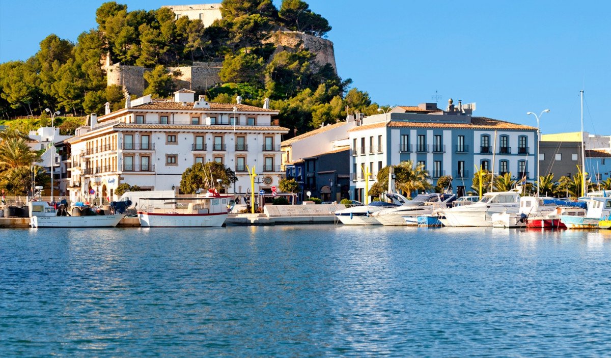 Luxury catamaran cruise around the Balearic Islands