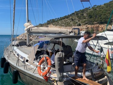 Viaggi in barca a vela intorno a Castellón per acquisire sicurezza e fiducia