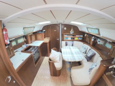 Bénéteau - Oceanis 411