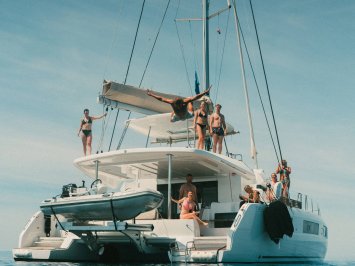 Caribbean Grenadines under sail - all-inclusive 2 weeks, Aura 51
