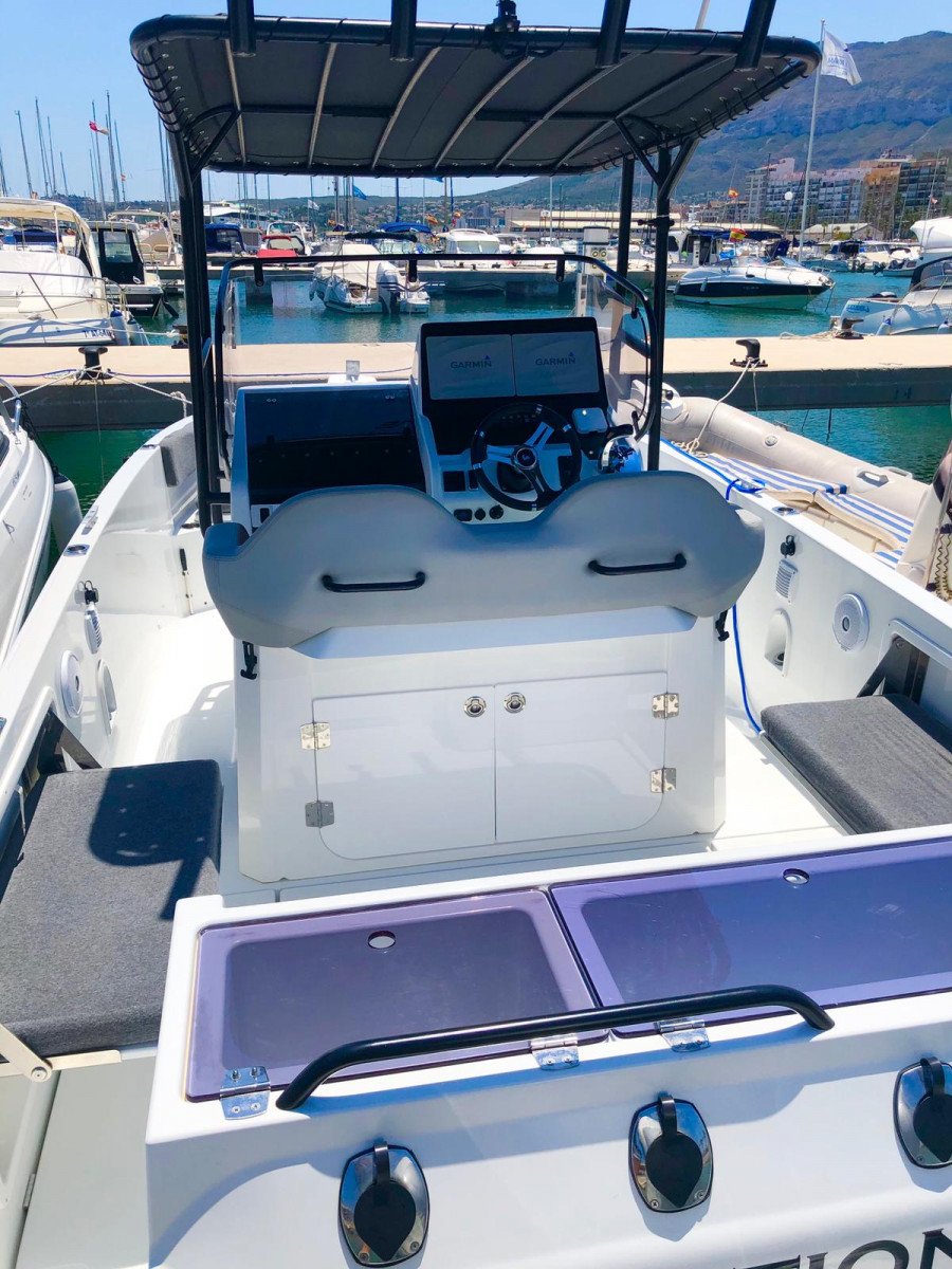 Barco a motor - Bénéteau - 8 metros