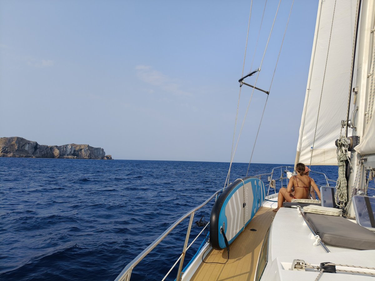 Crucero por Mallorca en velero con cocinera a bordo