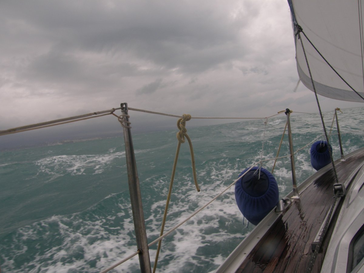 Discover Corsica by sailing