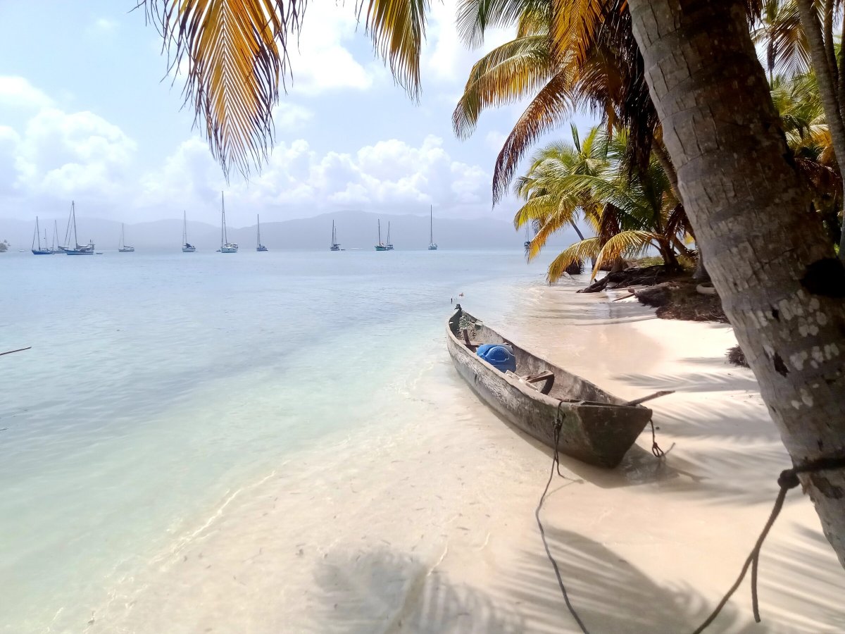 A day at sea in San Blas