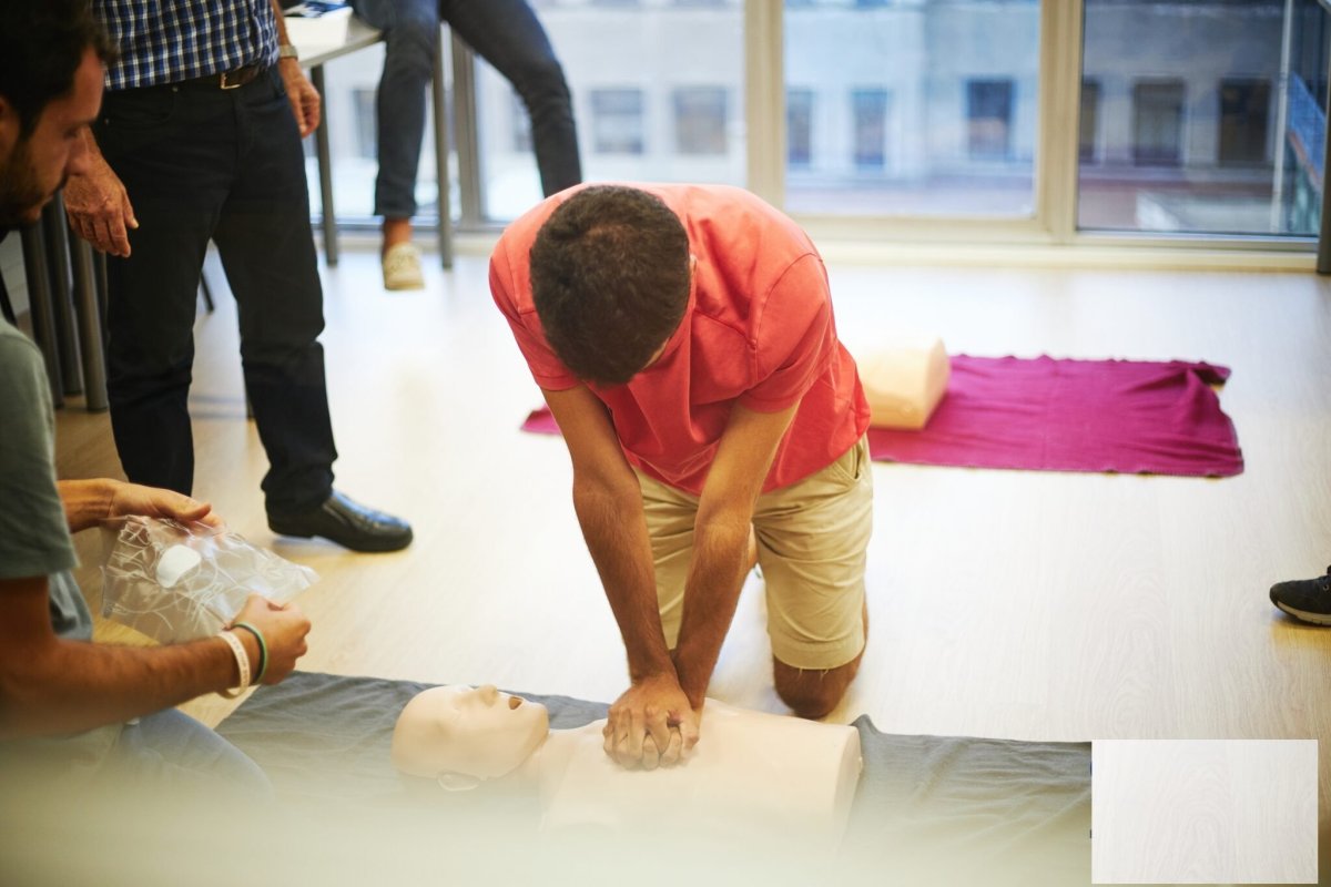 Initial Specific Health Training Course in Barcelona