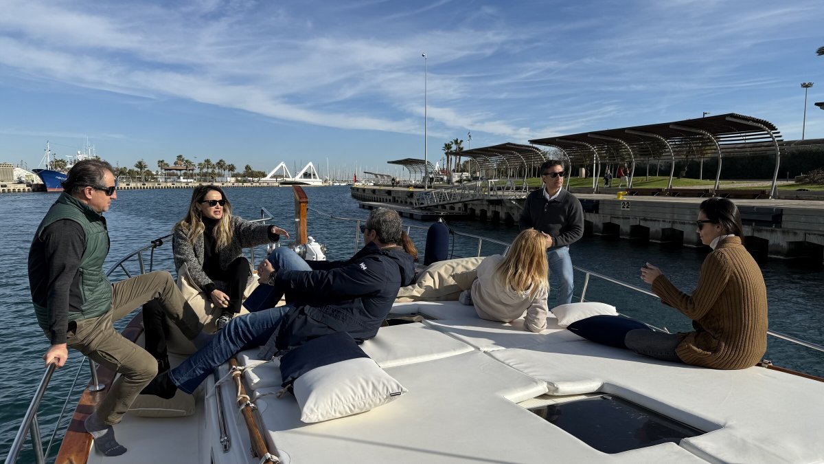 Barco a motor - Menorquin Yachts - 1999