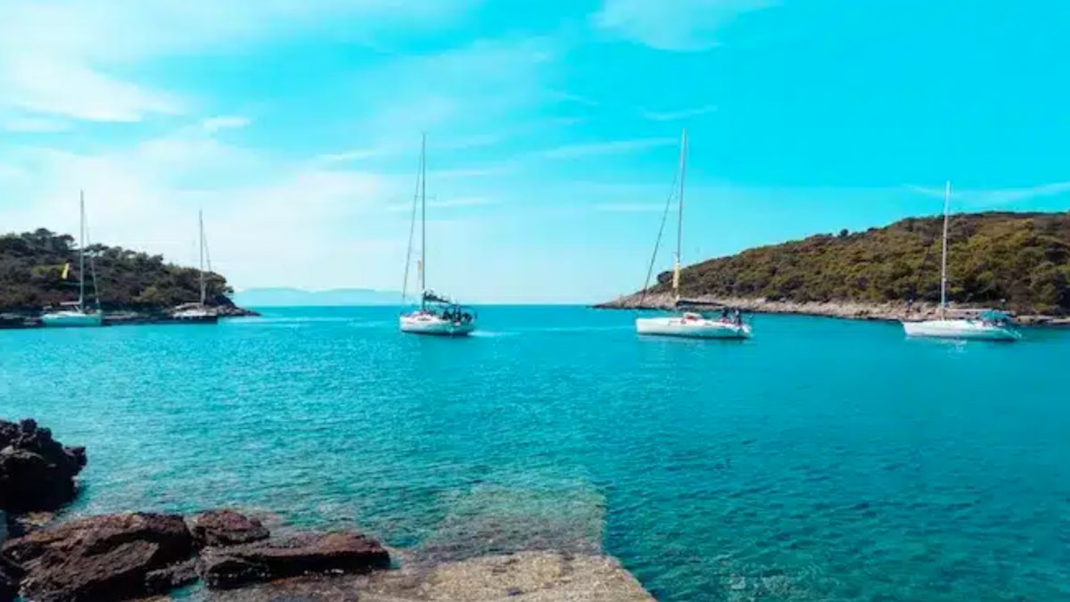 Segeln auf dem blauen Adriatischen Meer: Abenteuer auf dem Meer