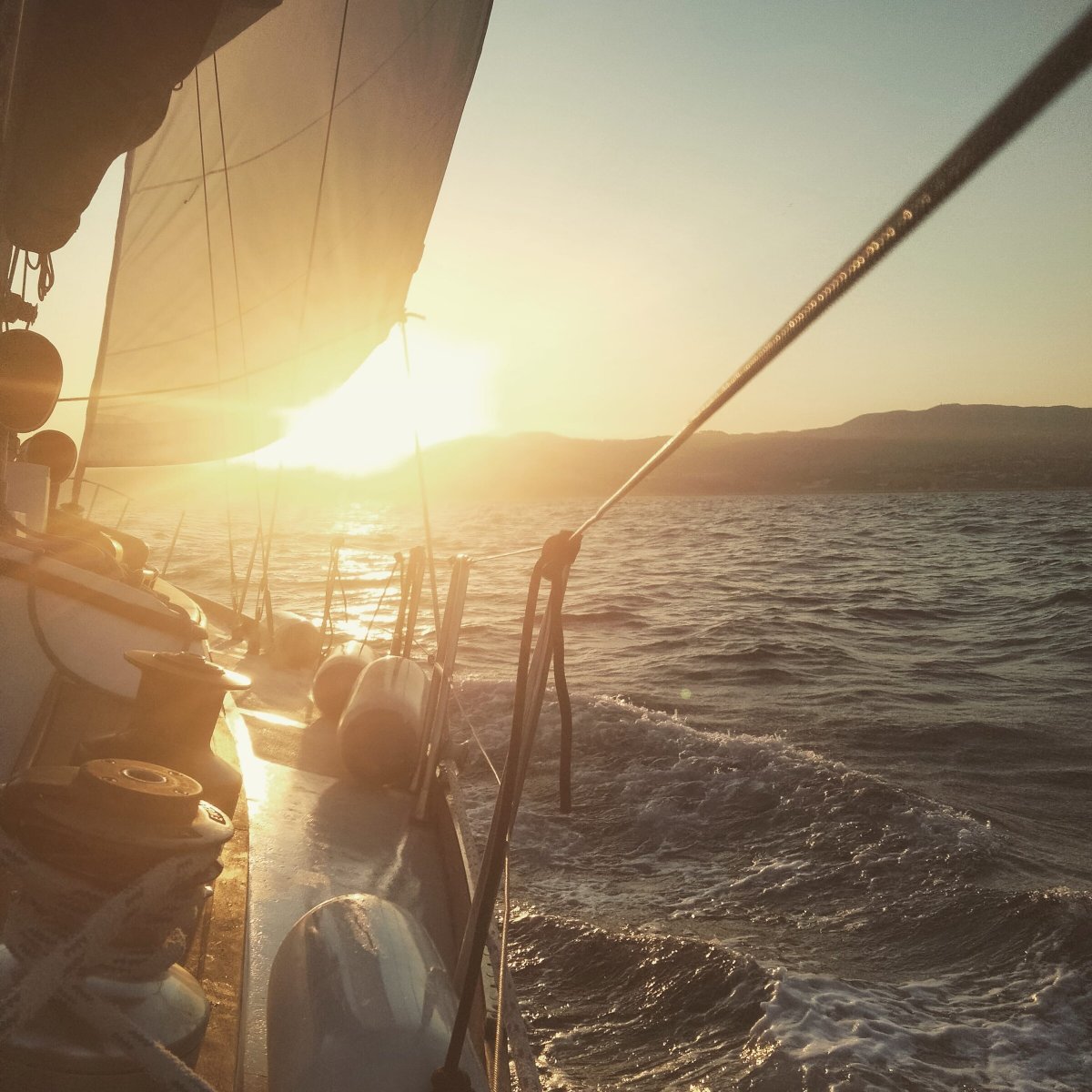 Erkunden Sie das Meer und lernen Sie zu segeln