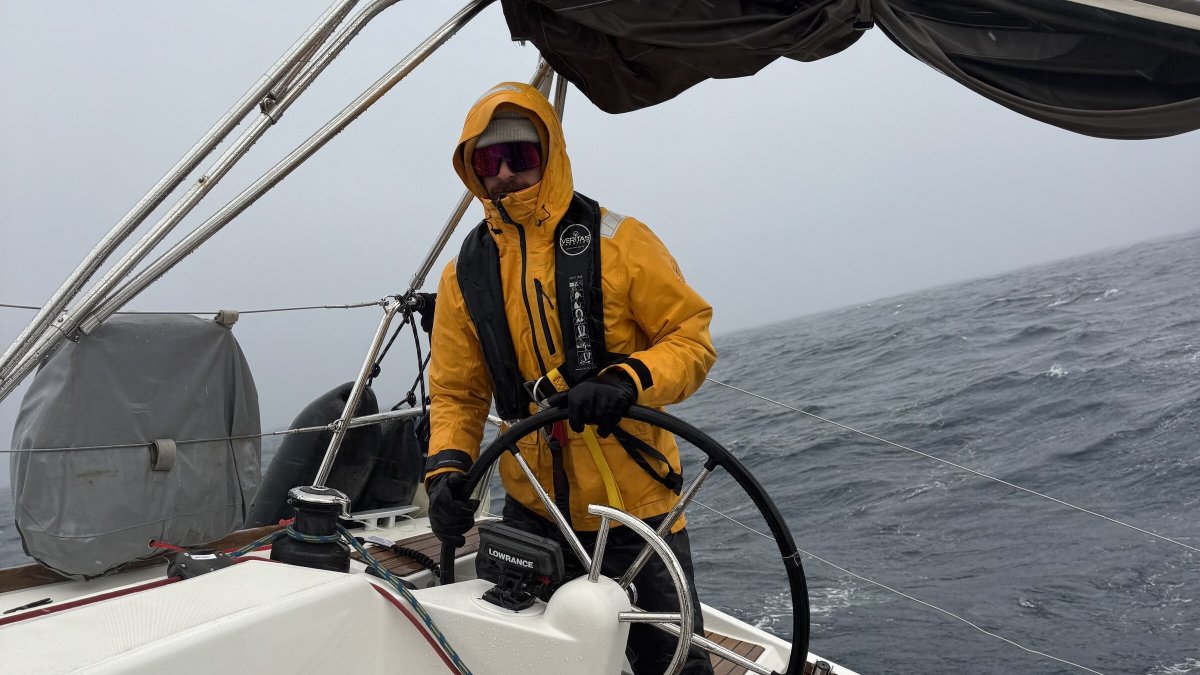 Viaje en barco desde Londres a Brest, Francia: 370 millas náuticas