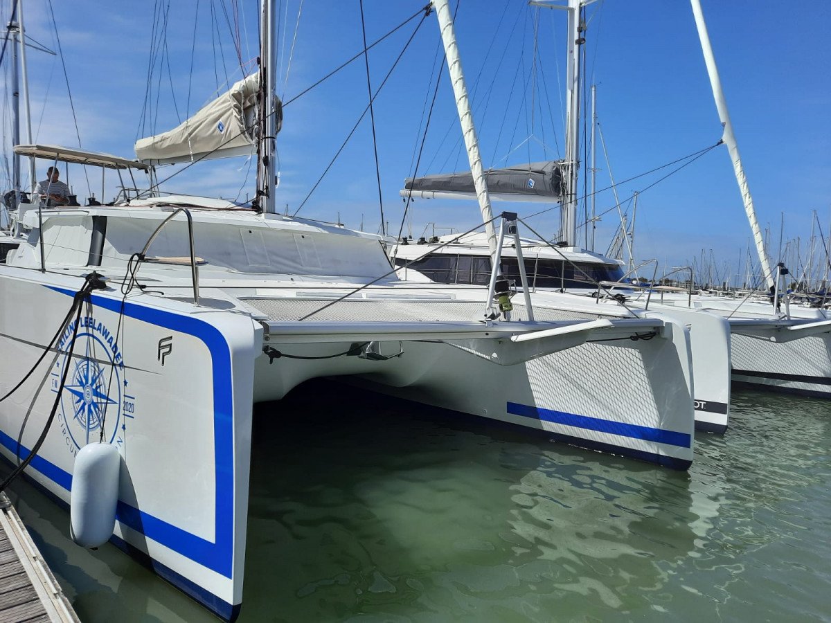 Sailing around the Gulf of Thailand with the stunning Islands Ko Chang, Ko Kut