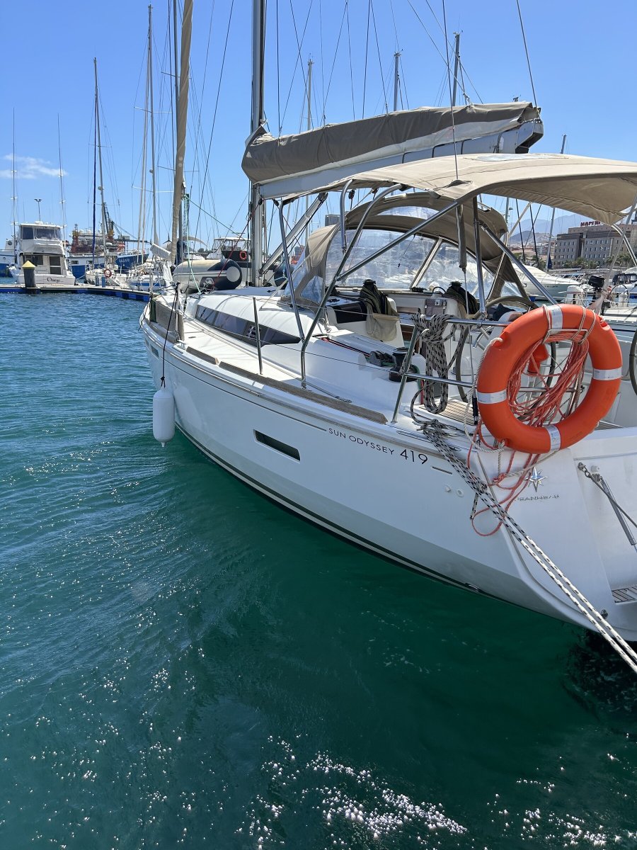 658c2117a03335.62019797