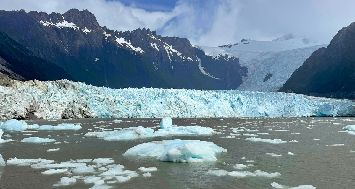 Sail through Chilean Fjords