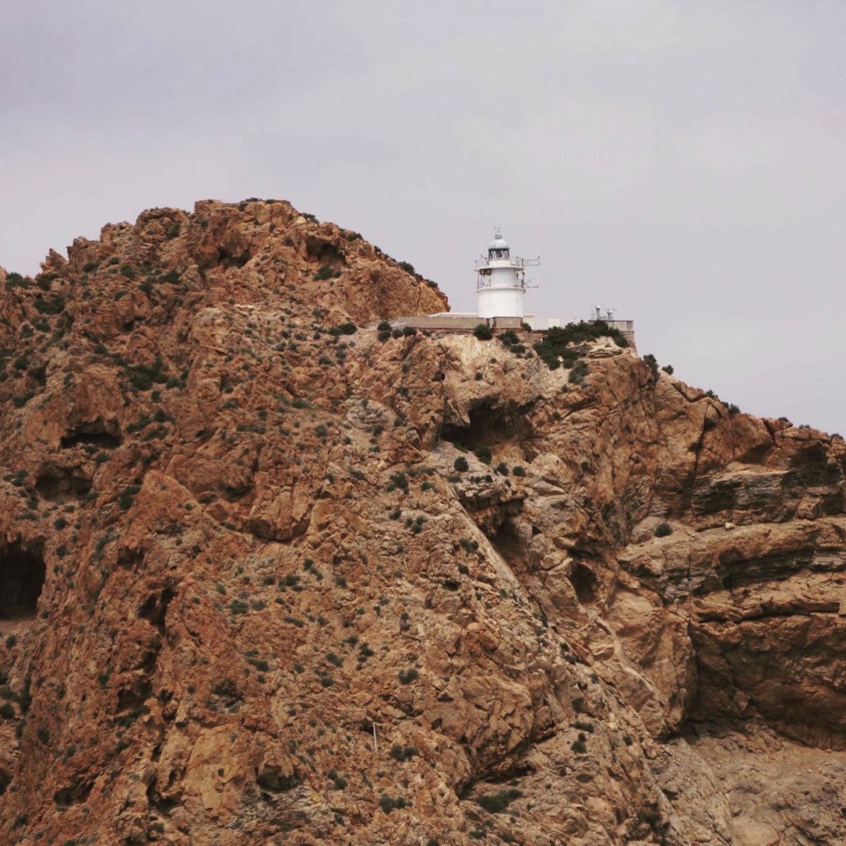 Esplora le bellissime acque di Mazarrón, Murcia mentre migliori le tue abilità di navigazione con le nostre pratiche di Estensione PER + Vela