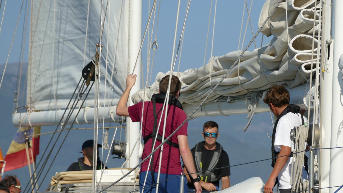 Catamaran Mile Building cruises to enhance your sailing abilities