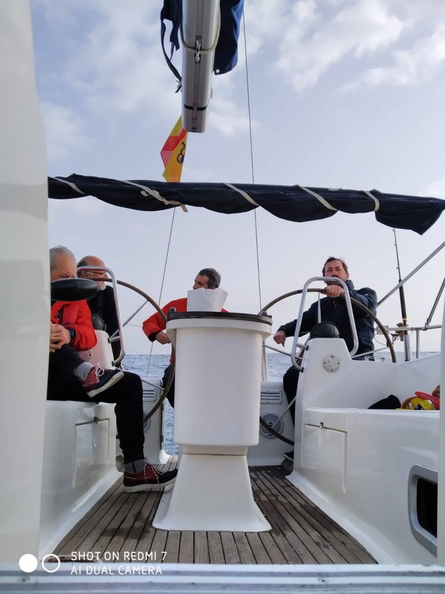 Lerne Segeln auf einer AstroGastronomischen Reise