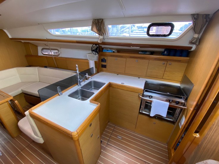 Sailboat kitchen example