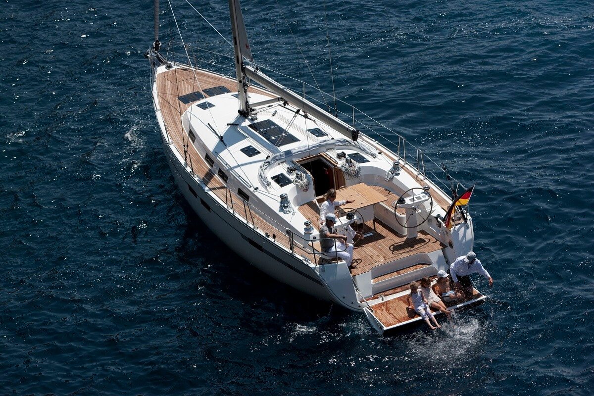sailboat-rental-barcelona-bavaria-45-17