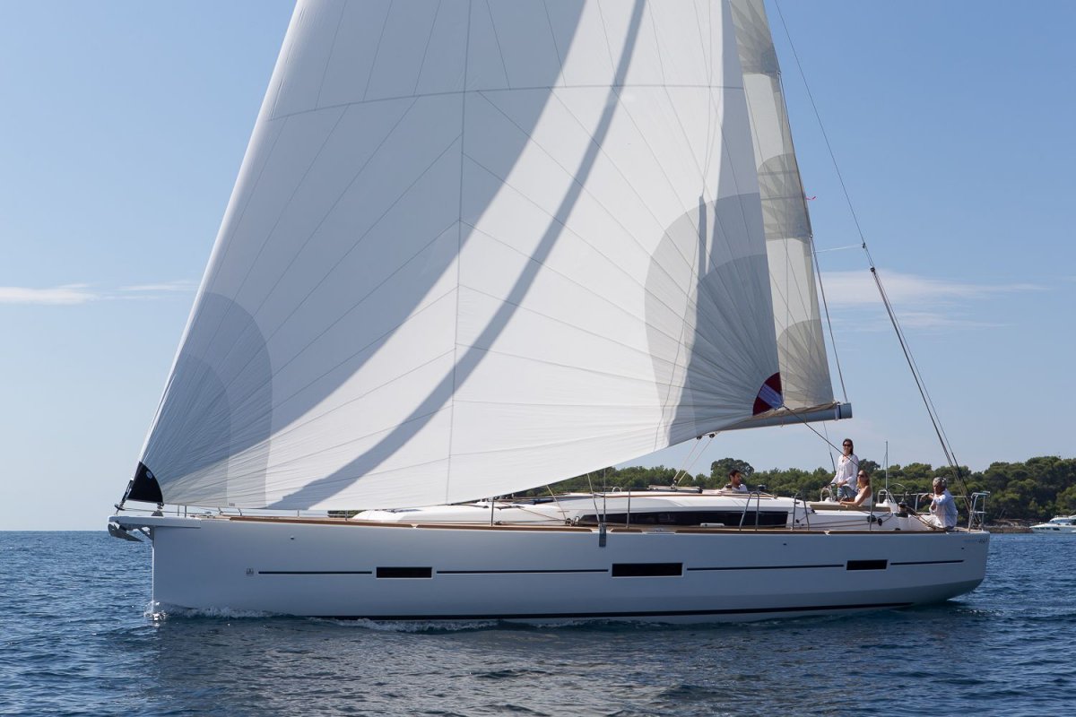 Dufour Yachts - 460 GL
