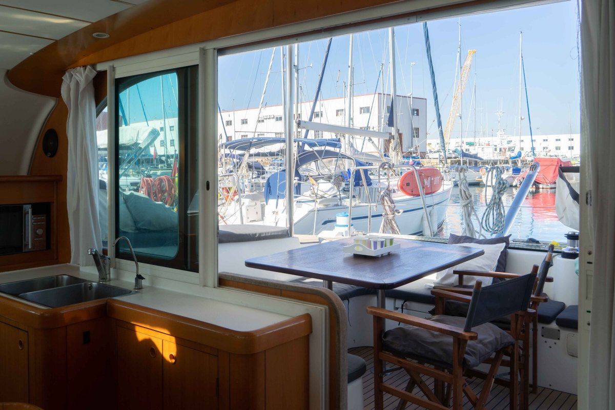 647f4c2a3f39e5.85013978