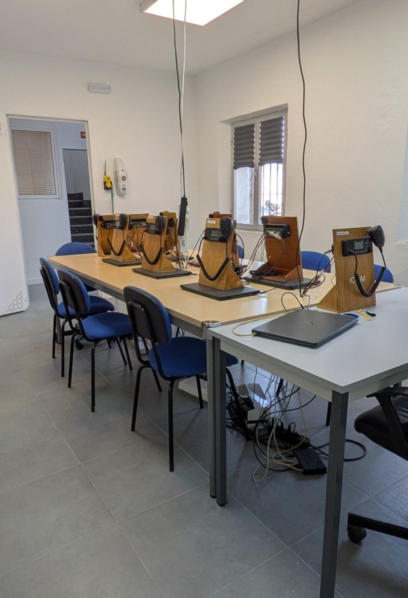 Navegando y aprendiendo en el puerto de Málaga