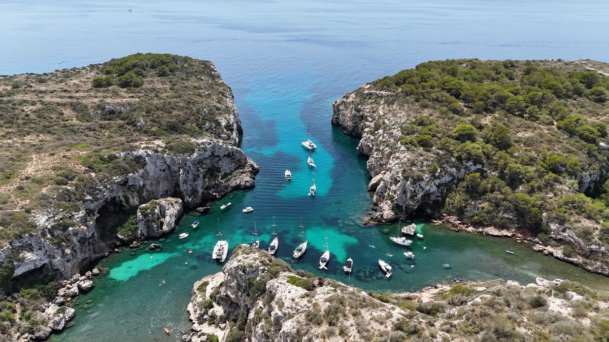 Corso di vela con pratica di ormeggio nelle Baleari