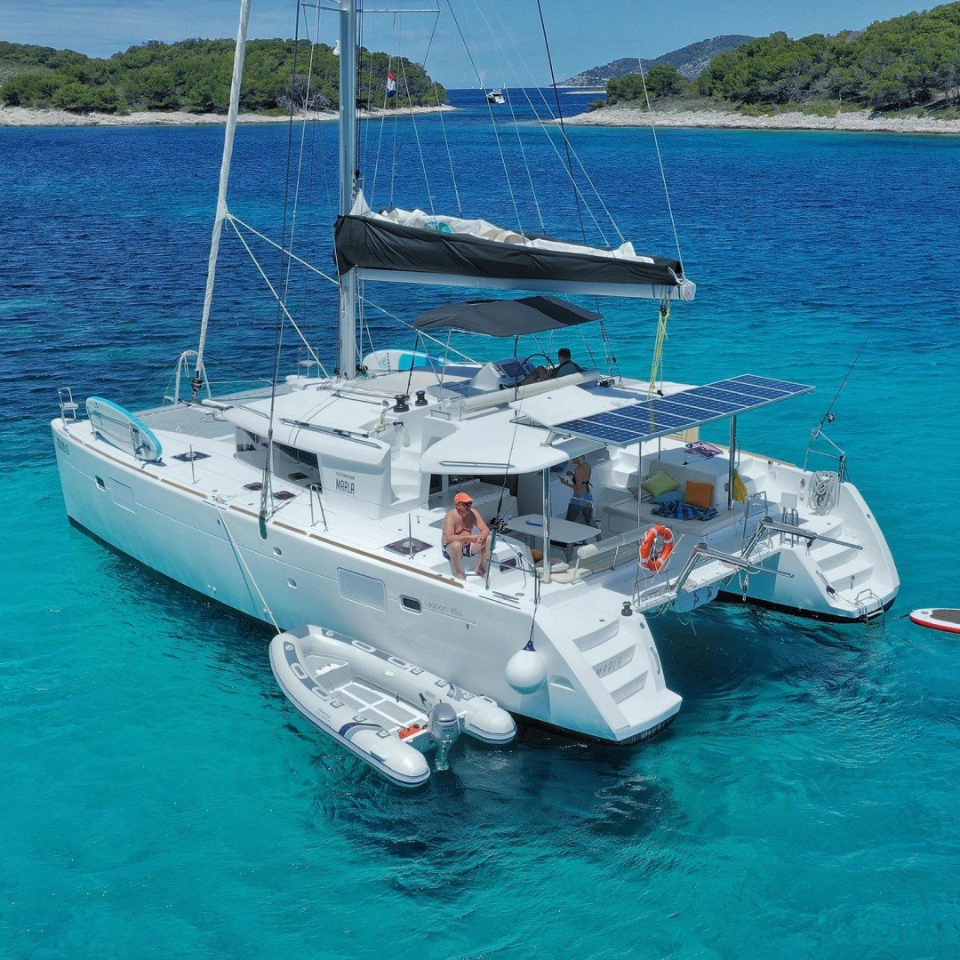 Escursione in Lagoon 450s tra Ibiza e Formentera