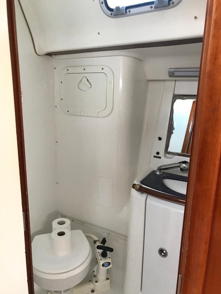 Bénéteau - 2 bagni