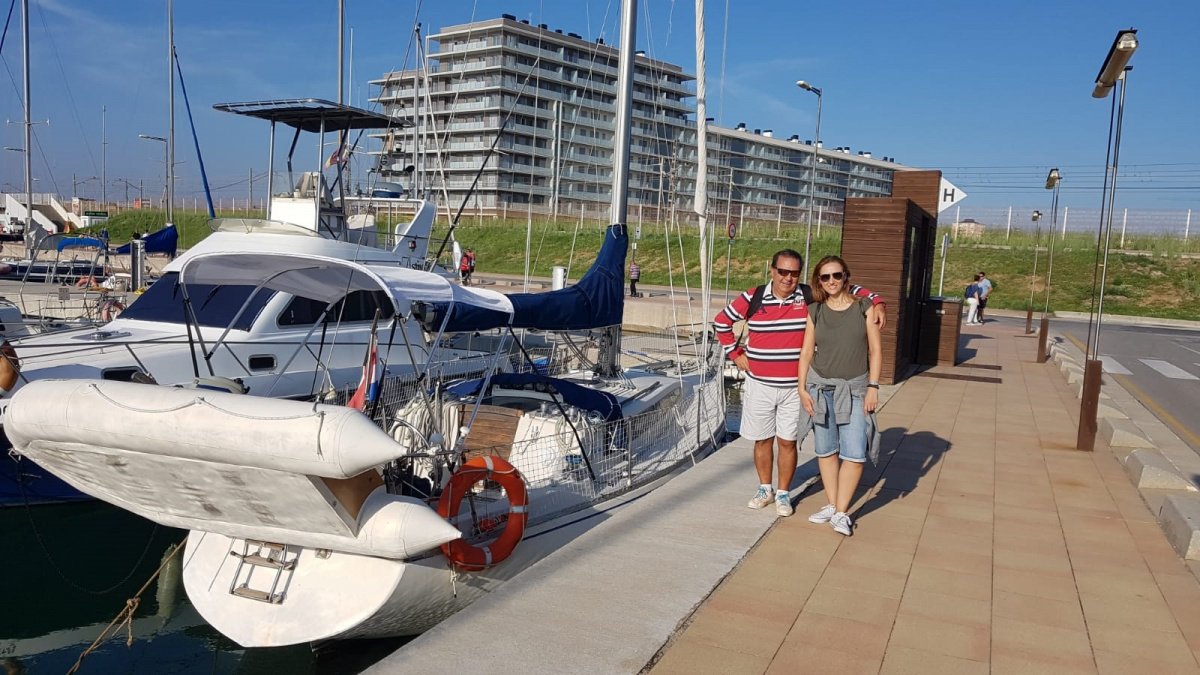 sailing with badalona