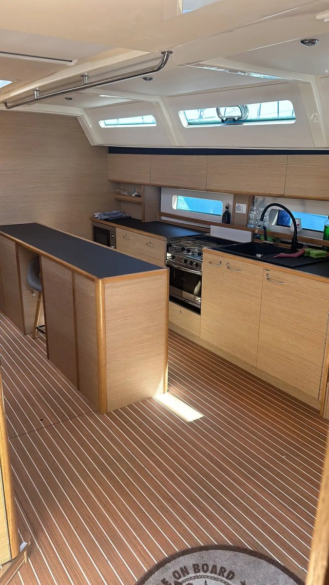 Sailboat - Jeanneau - 2024