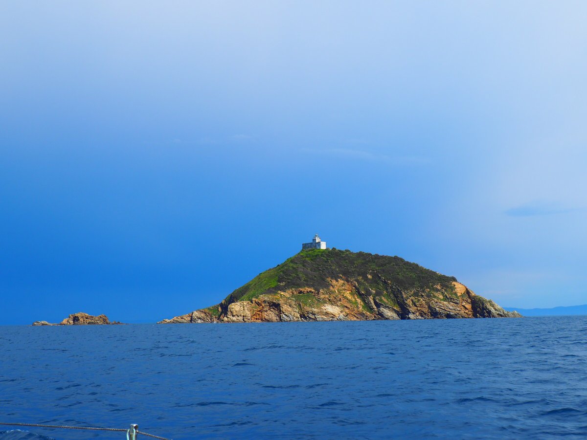 Navegación y relajación en la isla de Elba