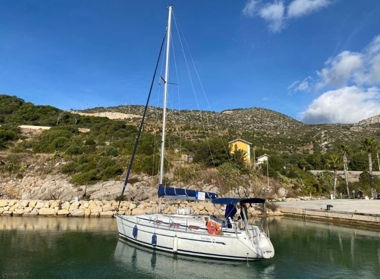 64bfc8d8bad0f5.65944896